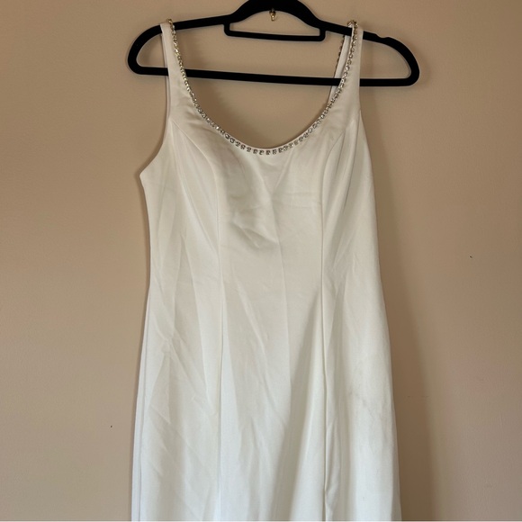 Ieena for Mac Duggal 26583 - Jeweled Evening Gown in White Size 8 - Picture 5 of 14